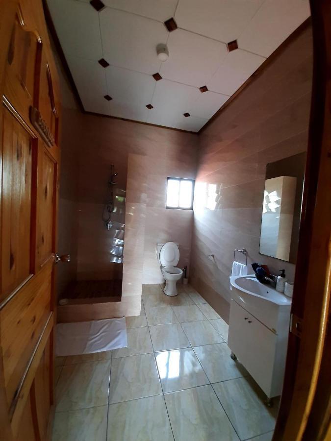 Отель La Source Self Catering Ла-Диг Экстерьер фото